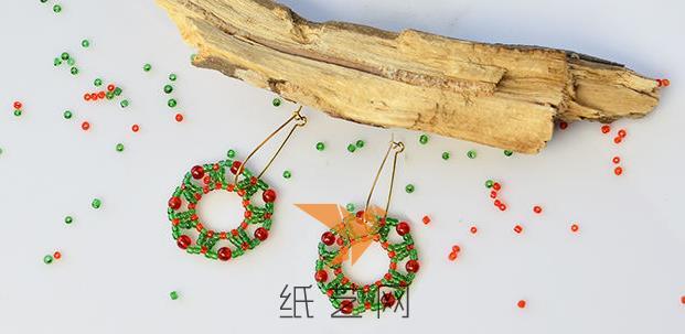 圣诞树色调的圣诞节耳环串珠制作威廉希尔中国官网
