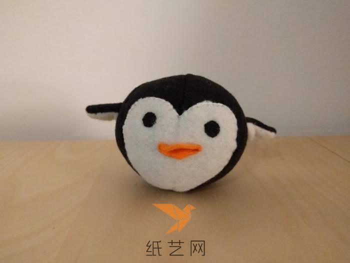 呆萌企鹅玩偶新年威廉希尔公司官网
制作威廉希尔中国官网
