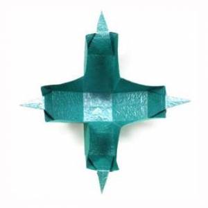 特殊的四角折纸盒子制作威廉希尔中国官网
