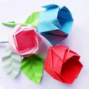 漂亮精致的折纸玫瑰情人节礼物制作威廉希尔中国官网
