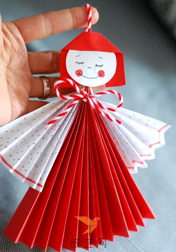 简单漂亮的儿童威廉希尔公司官网
折纸小娃娃新年装饰制作威廉希尔中国官网
