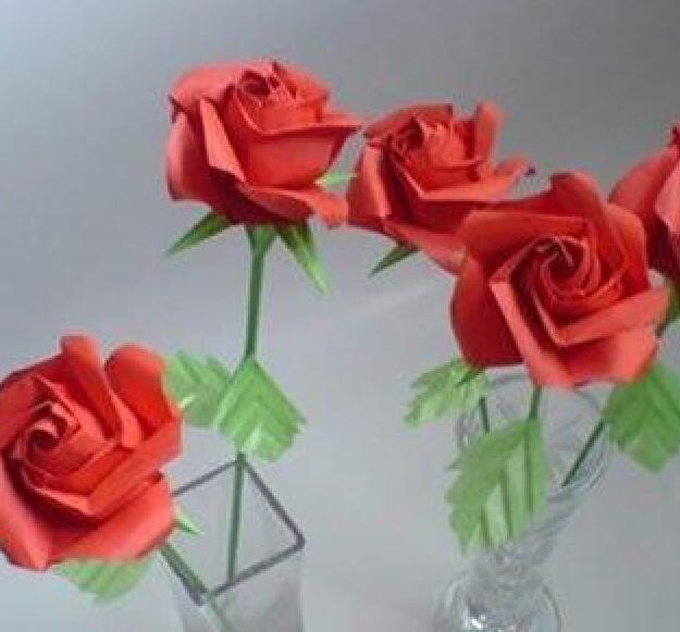 PT折纸玫瑰花威廉希尔公司官网
折纸制作方法