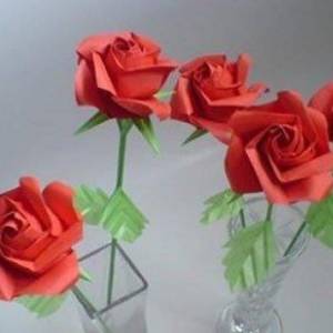 PT折纸玫瑰花威廉希尔公司官网
折纸制作方法