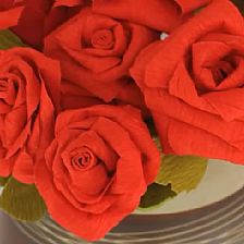 纸玫瑰花的简单做法—皱纹纸制作精美纸玫瑰花