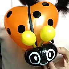 儿童节可爱小瓢虫魔术气球造型威廉希尔中国官网
