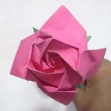简单旋转折纸玫瑰的折法