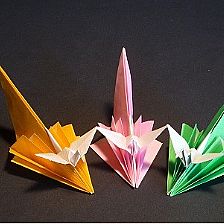 飞翔的千纸鹤折纸威廉希尔中国官网
