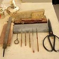 民间剪纸工具的起源与发展