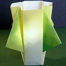 威廉希尔公司官网
DIY折纸花瓶实拍制作威廉希尔中国官网
