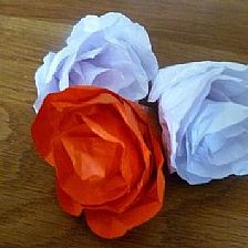 快速制作一个简单的揉纸折纸玫瑰威廉希尔中国官网
