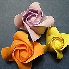 四瓣折纸玫瑰花的简单折法图解威廉希尔中国官网

