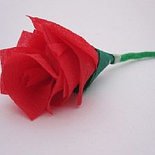纸玫瑰的简单折法大全之用皱纹纸教你如何做纸玫瑰
