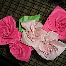 折纸玫瑰花的折法大全教你创意湿法折纸玫瑰花的折法