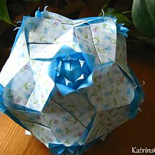 星光折纸花球灯笼制作方法的威廉希尔公司官网
折纸视频威廉希尔中国官网
