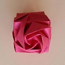 折纸玫瑰盒子的折法视频威廉希尔公司官网
制作威廉希尔中国官网
