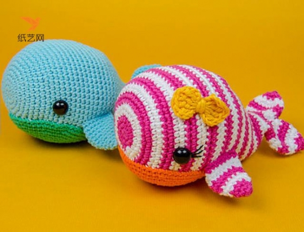 钩针编织的可爱小鲸鱼玩偶