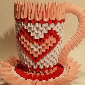 爱心咖啡杯的折纸三角插创意